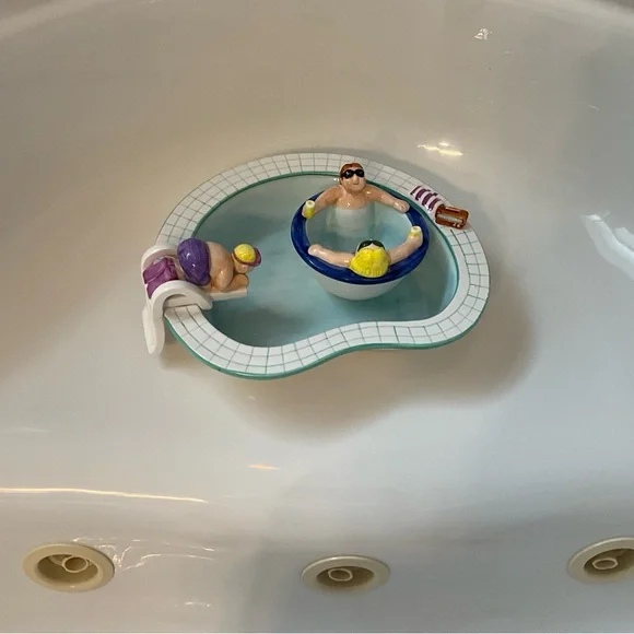 Hot Tub Chip & Dip. Manufacturer Lotus International Inc, era is 1990s. “Kitsch” - Picture 2 of 6